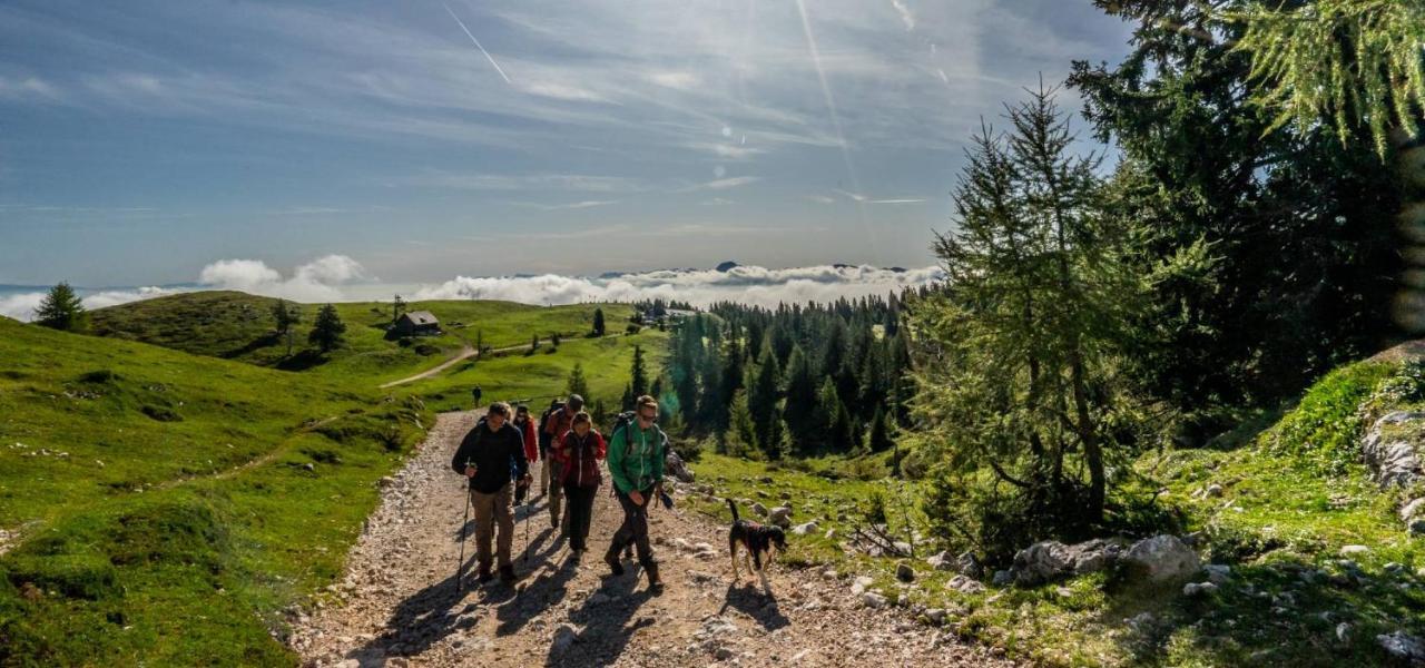 Naturel Hoteldorf Schoenleitn Latschach ober dem Faakersee Luaran gambar